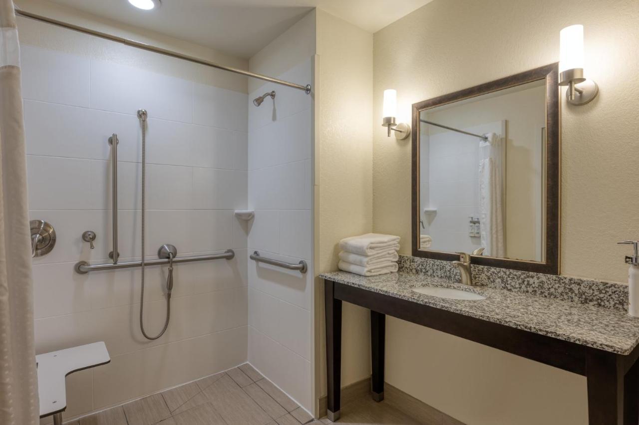 Express And By Ihg Edwardsville